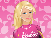 Barbie Dirige Uma Moto Impressionante