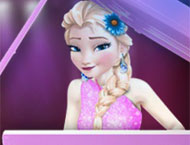 Elsa em Concerto de Piano